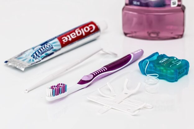 Effektive Zahnzwischenraumreinigung: Methoden und Tipps für eine optimale Mundhygiene auf zahnpasta-tests.de